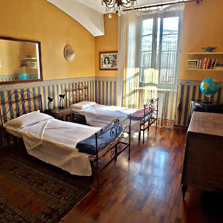 Elegante Vicino Al Centro Apartment